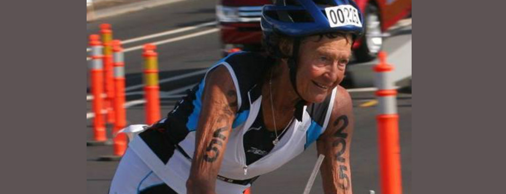83-летняя Мадонна, монахия и IronMan