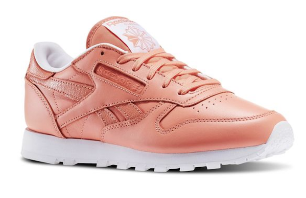 Черная пятница: кроссовки Reebok со скидкой 50-65%