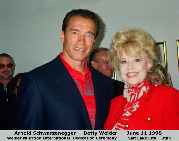 Weider-Nutrition-International-Dedication-Ceremony-Arnold-BW-JW-FY-FY-Mucci-GeorgeL-Mr.-and-Mrs.-Gota-Morinaga-Salt-Lake-City-Utah-June-11-1998-03