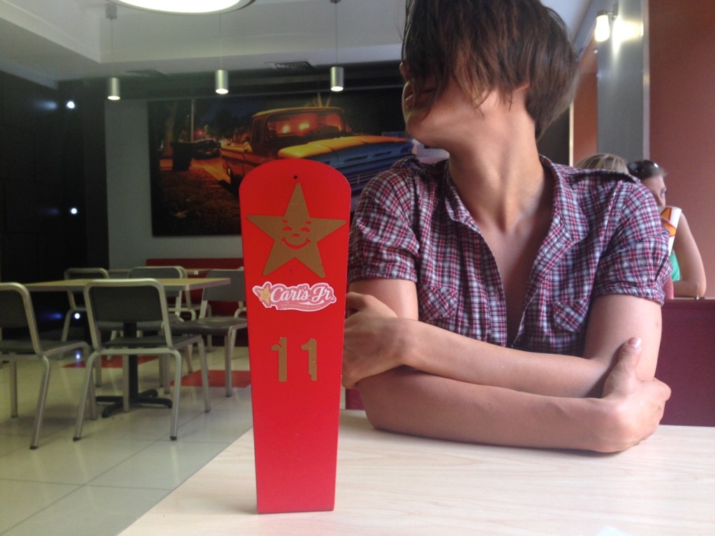Что зожно есть в Carl's Junior