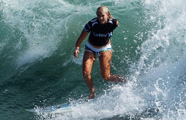 bethany-hamilton_1449467i
