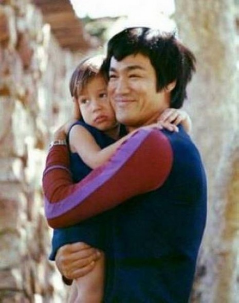 Bruce_Lee_1-465x589