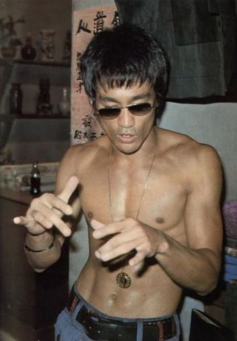 Bruce_Lee_36-465x668