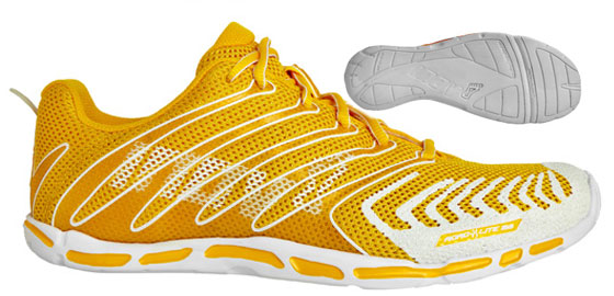 Кроссовки Inov8 - также как и с Vibram FiveFingers - приземляться на пятку в них опасно для здоровья.