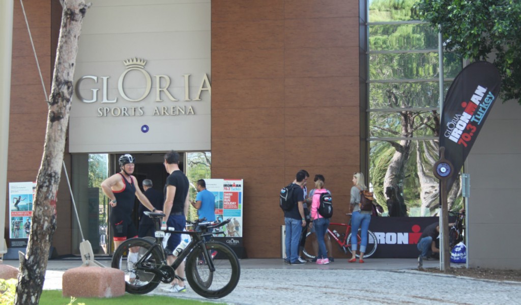 gloria_sports_arena