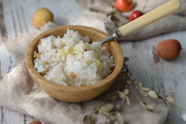 цимес из яблок с рисом