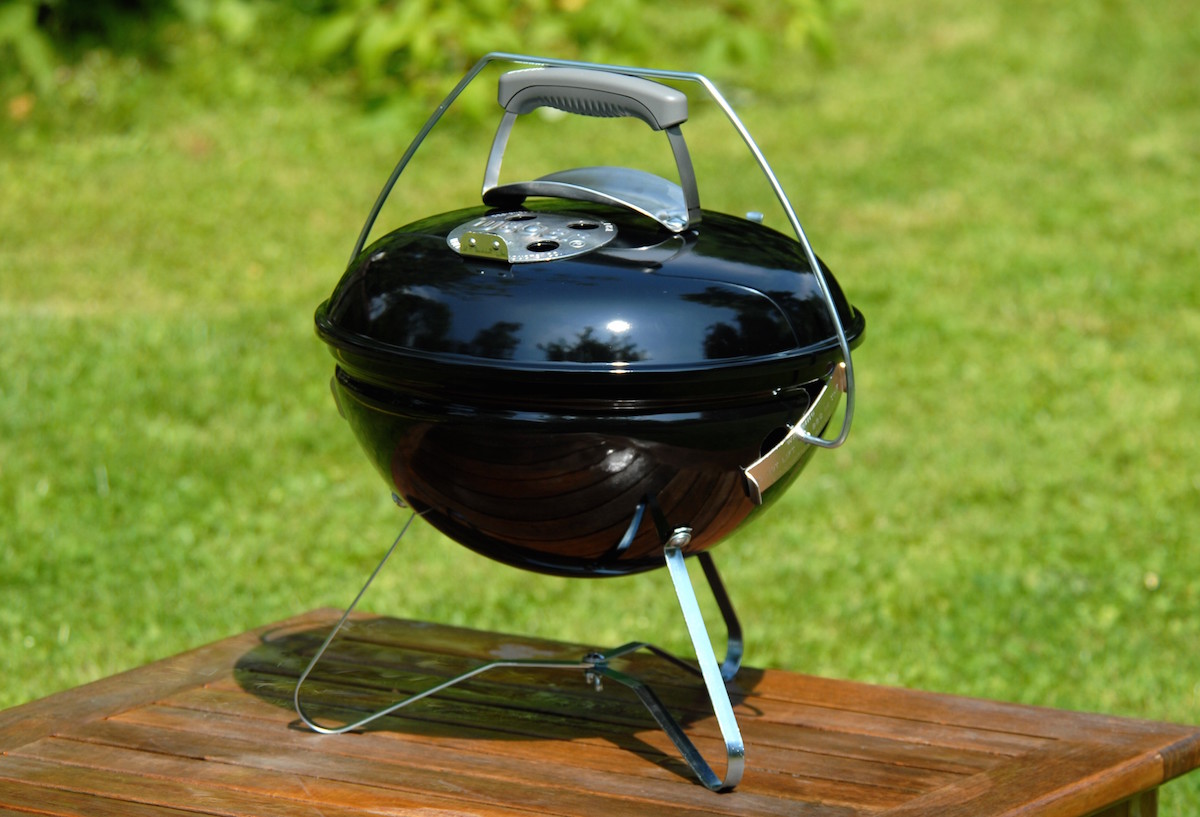 weber-smokey-joe-premium-black-33