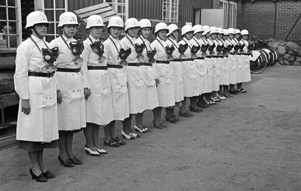 Falck, redningsvæsen, Female rescuing staff at Falcks rescue service